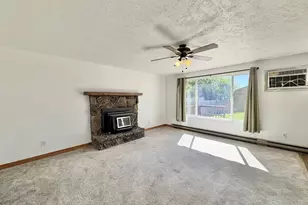 610 NW Bridge St, John Day, OR 97845 - Photo 9