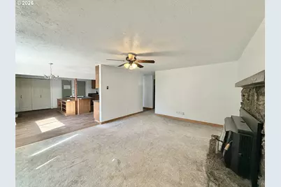 610 NW Bridge St, John Day, OR 97845 - Photo 7