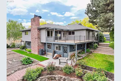 412 Lloyd Ave, Maupin, OR 97037 - Photo 1