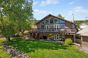 91 Mattoon St, La Grande, OR 97850 - Photo 1