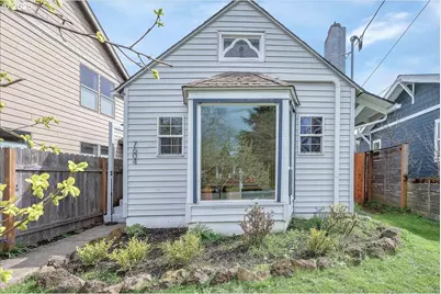 7604 N Chatham Ave, Portland, OR 97217 - Photo 1