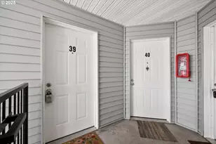 217 NE 146th Ave, Portland, OR 97230 - Photo 1