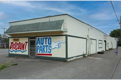 6666 N Columbia Way, Portland, OR 97203 - Photo 1