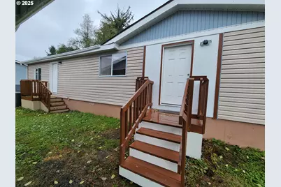 110 NW 4th St #E13, Warrenton, OR 97146 - Photo 1