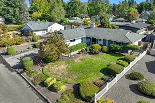 16889 SE Azalea Dr, Milwaukie, OR 97267 - Photo 1