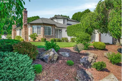 12717 SE Bluff Dr, Clackamas, OR 97015 - Photo 1