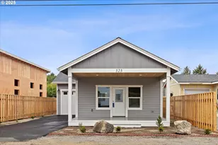 323 SE Oar Ave, Lincoln City, OR 97367 - Photo 1