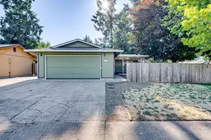 1208 SE Briarwood Dr, Vancouver, WA 98683 - Photo 1