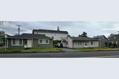 8024 NE Fremont St, Portland, OR 97213 - Photo 1
