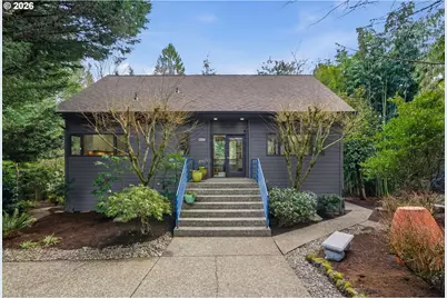 8709 SW 11th Ave, Portland, OR 97219 - Photo 1