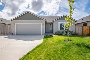 579 SE Vandenbosch St, Dallas, OR 97338 - Photo 1