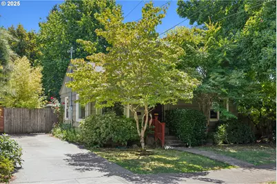 5618 SE Pine St, Portland, OR 97215 - Photo 1