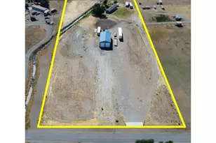 30866 Huffman Ln, Hermiston, OR 97838 - Photo 1