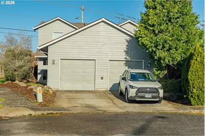 14811/14813 NE Fremont Ct, Portland, OR 97230 - Photo 1