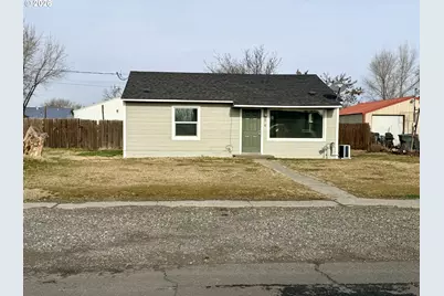 206 Walla Walla St, Umatilla, OR 97882 - Photo 1