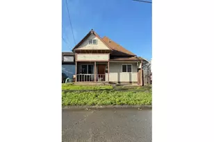 377 N Elliott St, Coquille, OR 97423 - Photo 1
