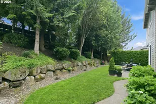 12796 NW Waker Dr, Portland, OR 97229 - Photo 33