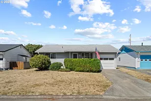 1435 Country Club Cir, Woodburn, OR 97071 - Photo 1