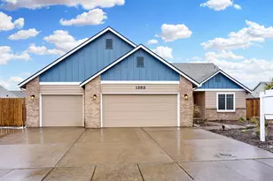 1353 Jodi Dr, Silverton, OR 97381 - Photo 1