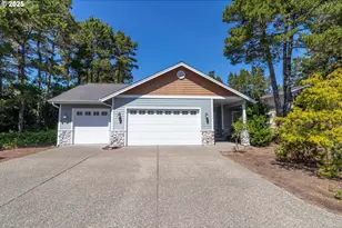 1010 Royal Saint George Dr, Florence, OR 97439 - Photo 1