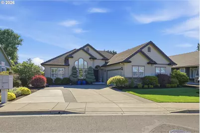 478 Pebble Beach Dr, Creswell, OR 97426 - Photo 1