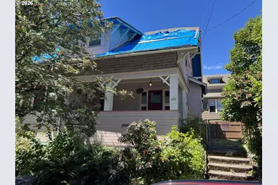 235 SE 14th Ave, Portland, OR 97214 - Photo 1
