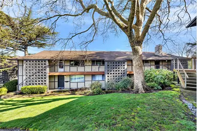 3038 SW Florida Ct #A, Portland, OR 97219 - Photo 1