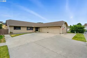 469 NW 22nd St, Pendleton, OR 97801 - Photo 1