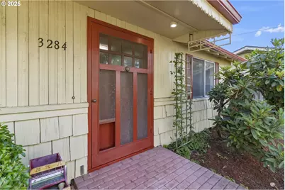 3284 Crocker Rd, Eugene, OR 97404 - Photo 1