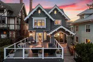 1217 NW 25th Ave, Portland, OR 97210 - Photo 1