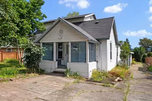 6555 Lowry Dr, West Linn, OR 97068 - Photo 1
