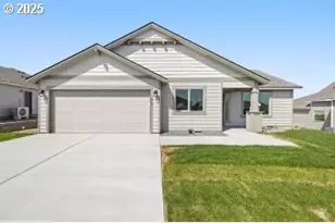 204 Tiber St, Boardman, OR 97818 - Photo 1
