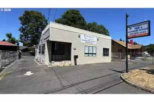 8729 SE Powell Blvd, Portland, OR 97266 - Photo 1