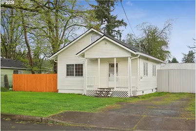 11931 SE Raymond St, Portland, OR 97266 - Photo 1