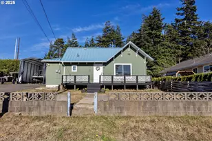 2185 Jackson St, North Bend, OR 97459 - Photo 1