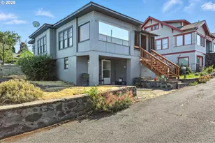 1014 E 7th St, The Dalles, OR 97058 - Photo 1