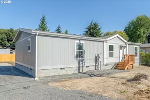 313 Willow St, Kelso, WA 98626 - Photo 1