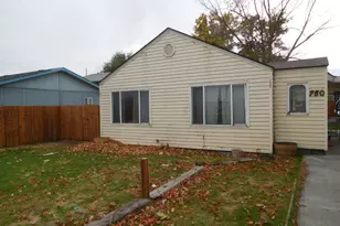 780 Diagonal Blvd, Hermiston, OR 97838 - Photo 1