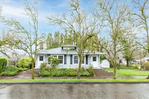 2817 N Bryant St, Portland, OR 97217 - Photo 1