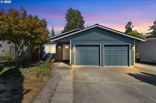 12102 SE 56th Ave, Milwaukie, OR 97222 - Photo 1