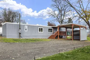 250 Jorgen St, Winston, OR 97496 - Photo 1