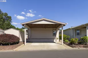 11584 SW Royal Villa Dr, Portland, OR 97224 - Photo 1