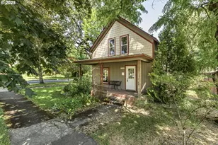 2403 15th Ave, Forest Grove, OR 97116 - Photo 1