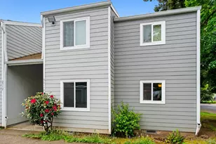 2712 SE 138th Ave, Portland, OR 97236 - Photo 1