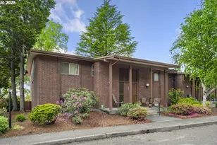 11490 SW Crown Dr, King City, OR 97224 - Photo 1