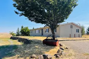 16 Princehouse Pl, Goldendale, WA 98620 - Photo 1