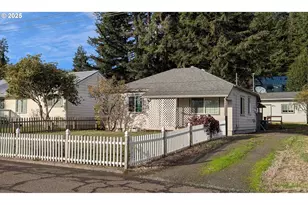 940 W 16th St, Coquille, OR 97423 - Photo 1