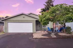 6715 SW Inlet Ave, Lincoln City, OR 97367 - Photo 1