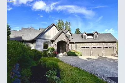 1425 SW Medwyn Ter, Portland, OR 97219 - Photo 1