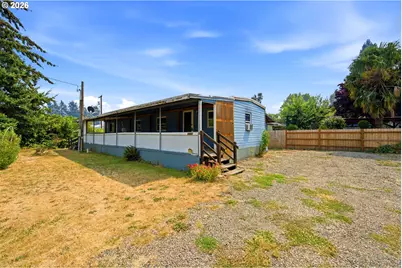 10882 Oak St, Donald, OR 97020 - Photo 1
